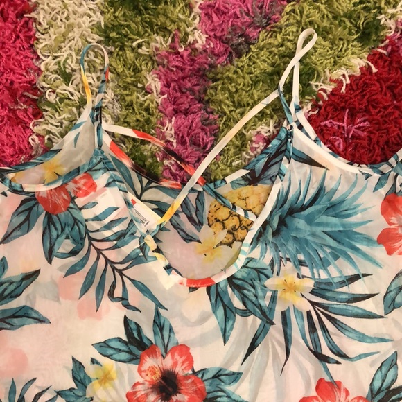 Beach Coverup - Picture 11 of 12